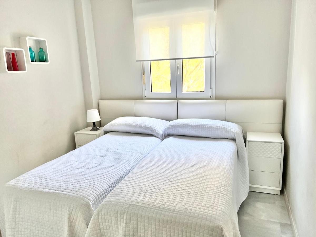 Mi Capricho 3-5 Beachfront- Apartment With Sea Views In Costa Del Sol Sitio de Calahonda Ngoại thất bức ảnh
